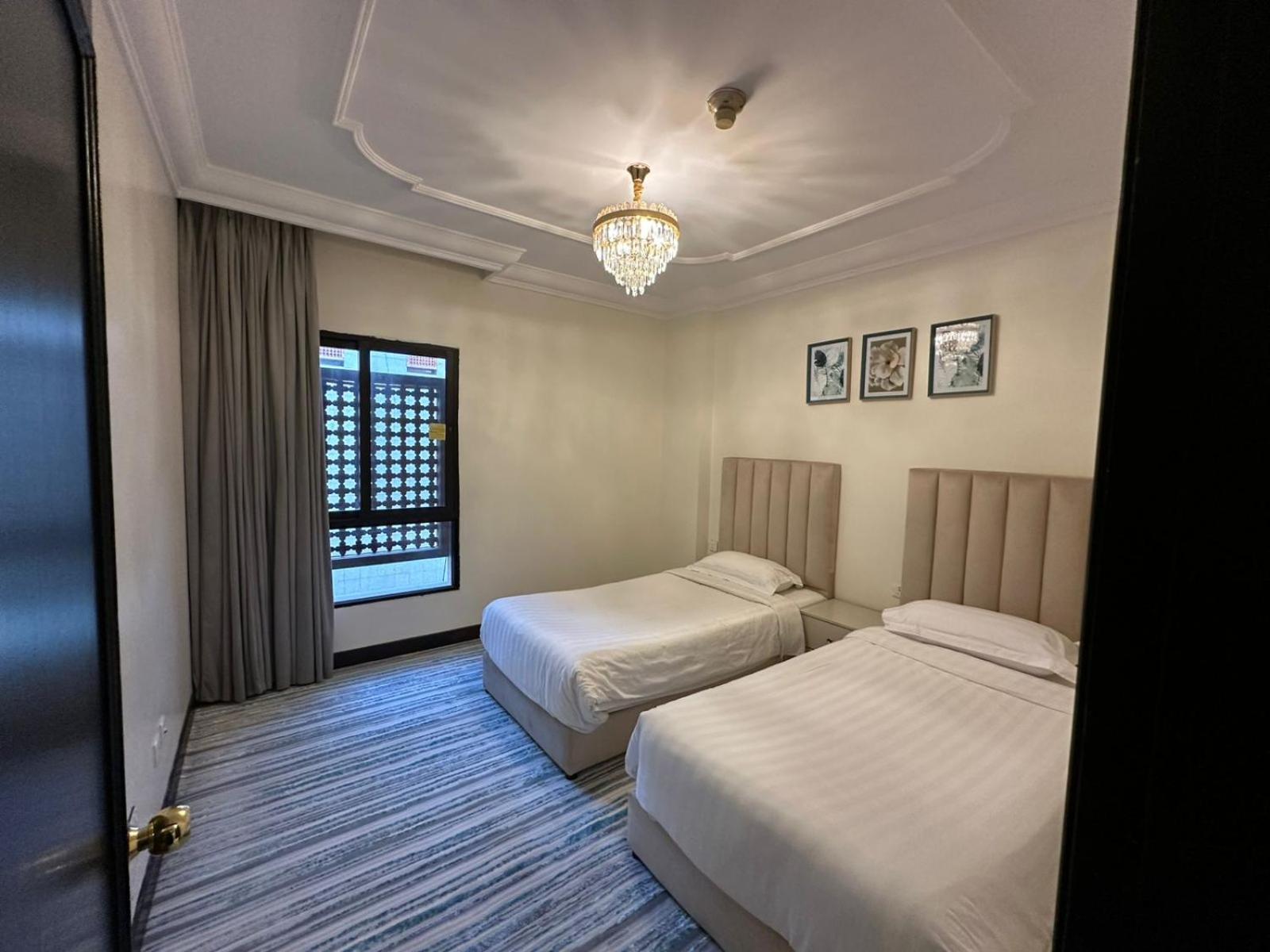 Zad Al Eman Suites Hotels Medina Szoba fotó